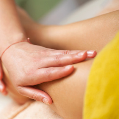 Massage Komi Drainant Silhouette et Jambes Légères - 45min